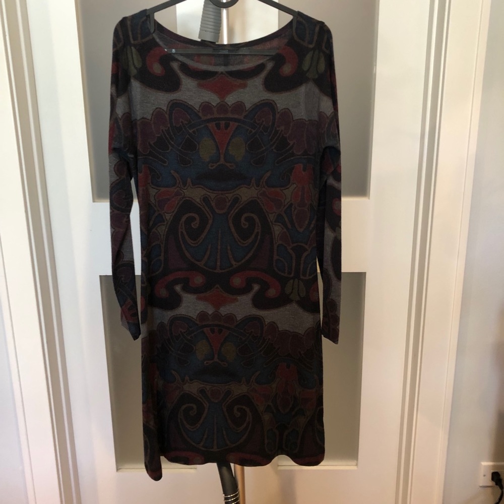 Body-Hugging Jewel-Toned Tunic
